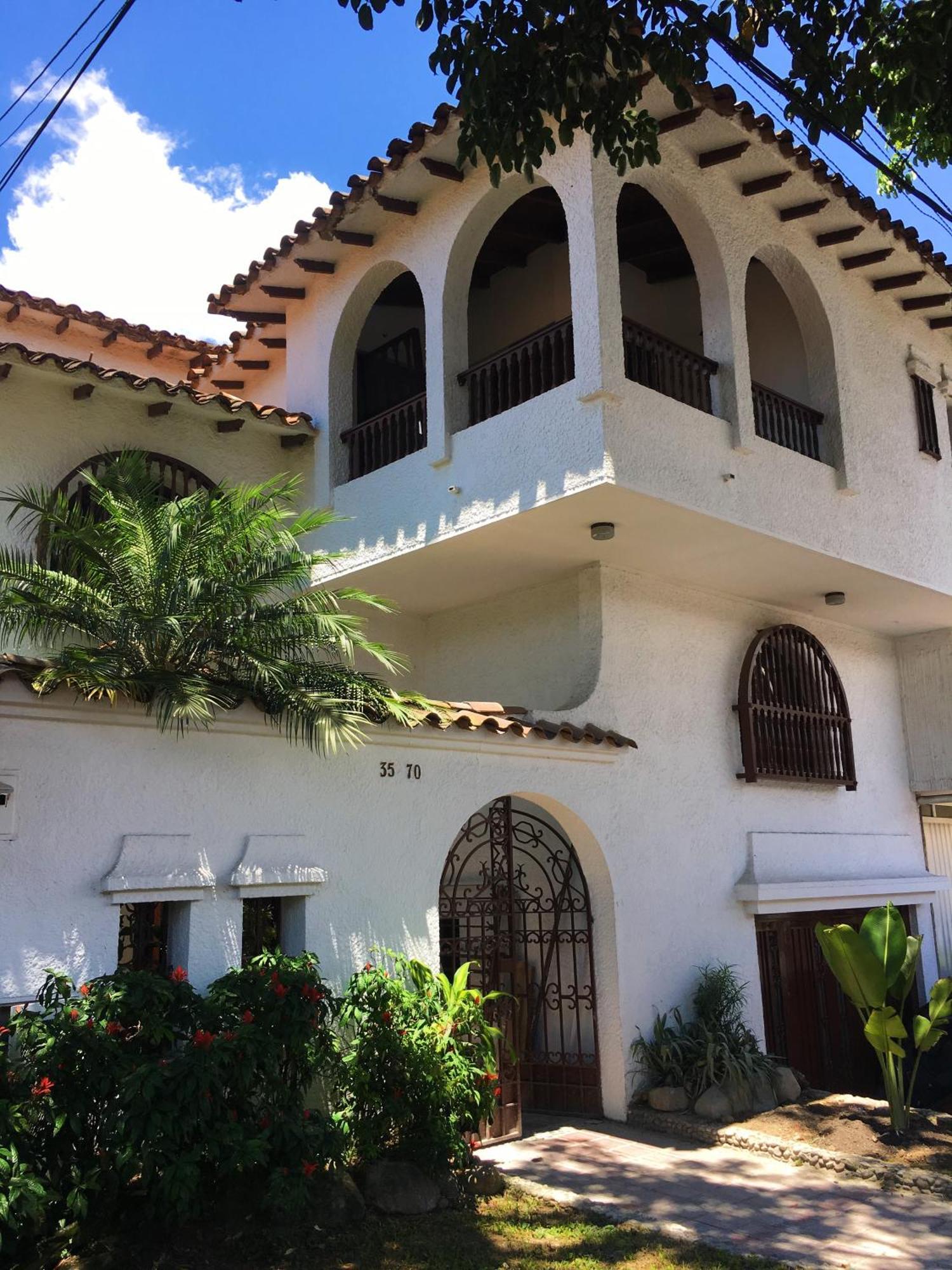 Oasis En El Corazon De Medellin, Laureles Apartment ภายนอก รูปภาพ